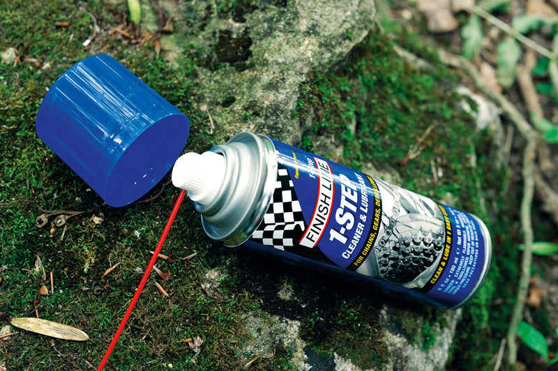 Load image into Gallery viewer, Finish Line  1-Step Cleaner and Lube  500ml

