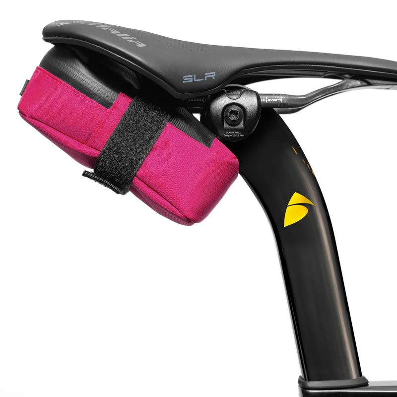 Load image into Gallery viewer, Almsthre  Bag  Signiture Saddle Bag
