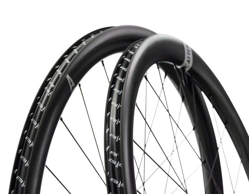 Load image into Gallery viewer, Atten - L42 - Wheelset - 700c  centerlock - SH11
