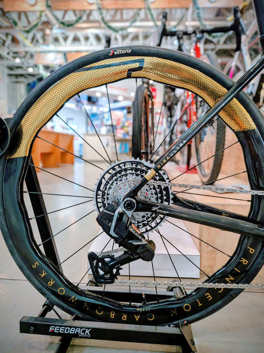 Chapter 2 - Rira Ultra - Force XPLR - Small - Black/Gold